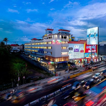 Hotel Stay Bella Kozhikode Esterno foto