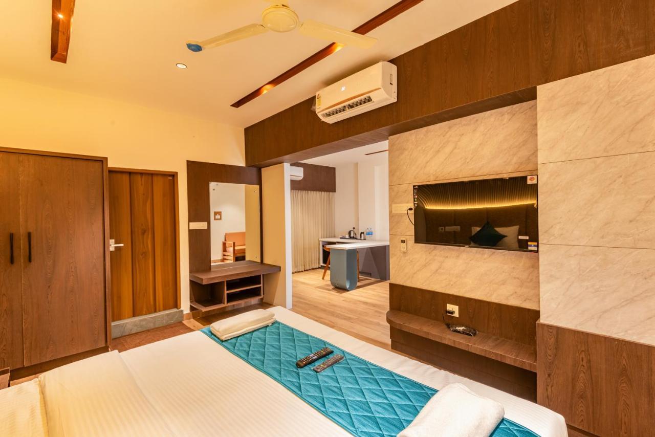 Hotel Stay Bella Kozhikode Esterno foto