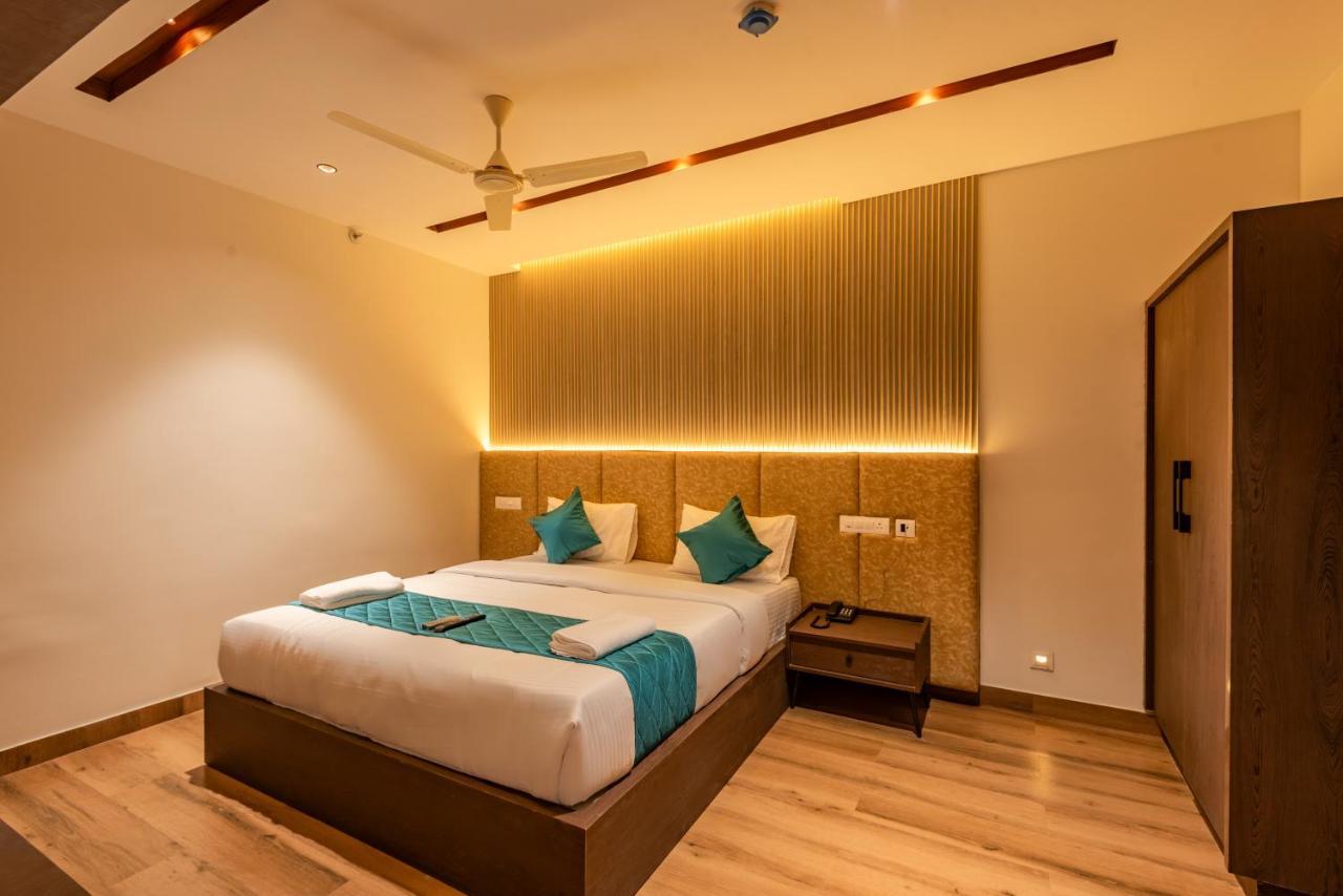Hotel Stay Bella Kozhikode Esterno foto