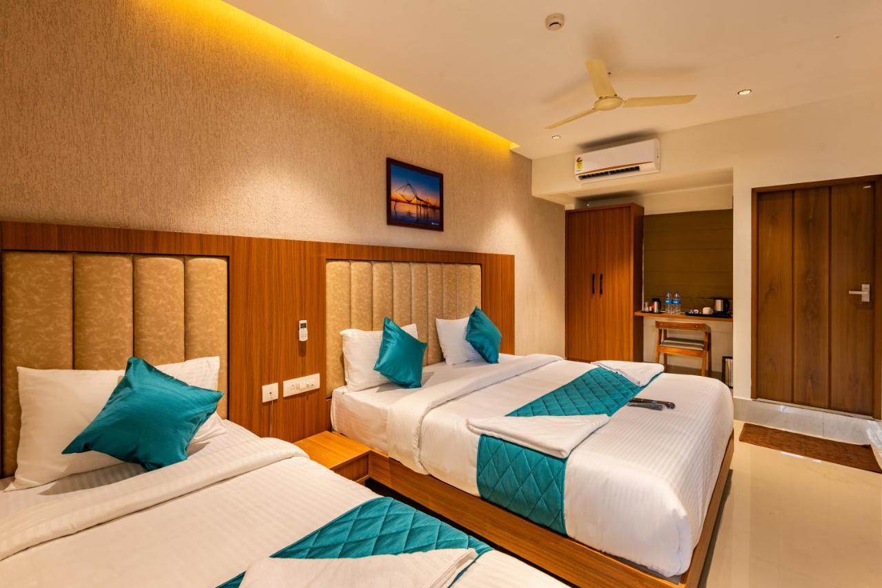 Hotel Stay Bella Kozhikode Esterno foto