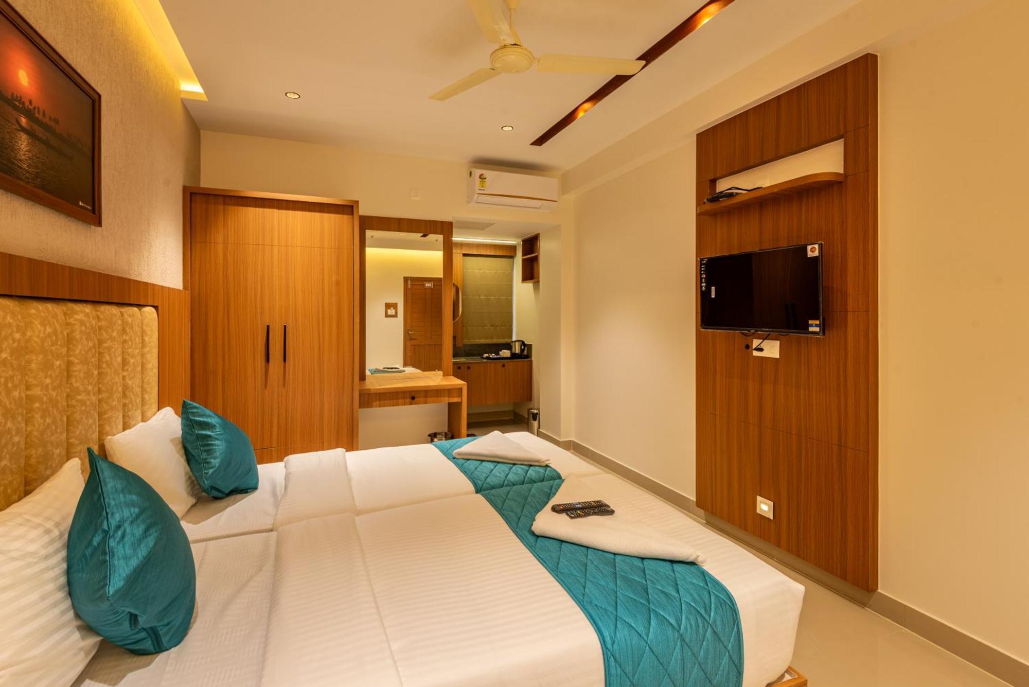 Hotel Stay Bella Kozhikode Esterno foto